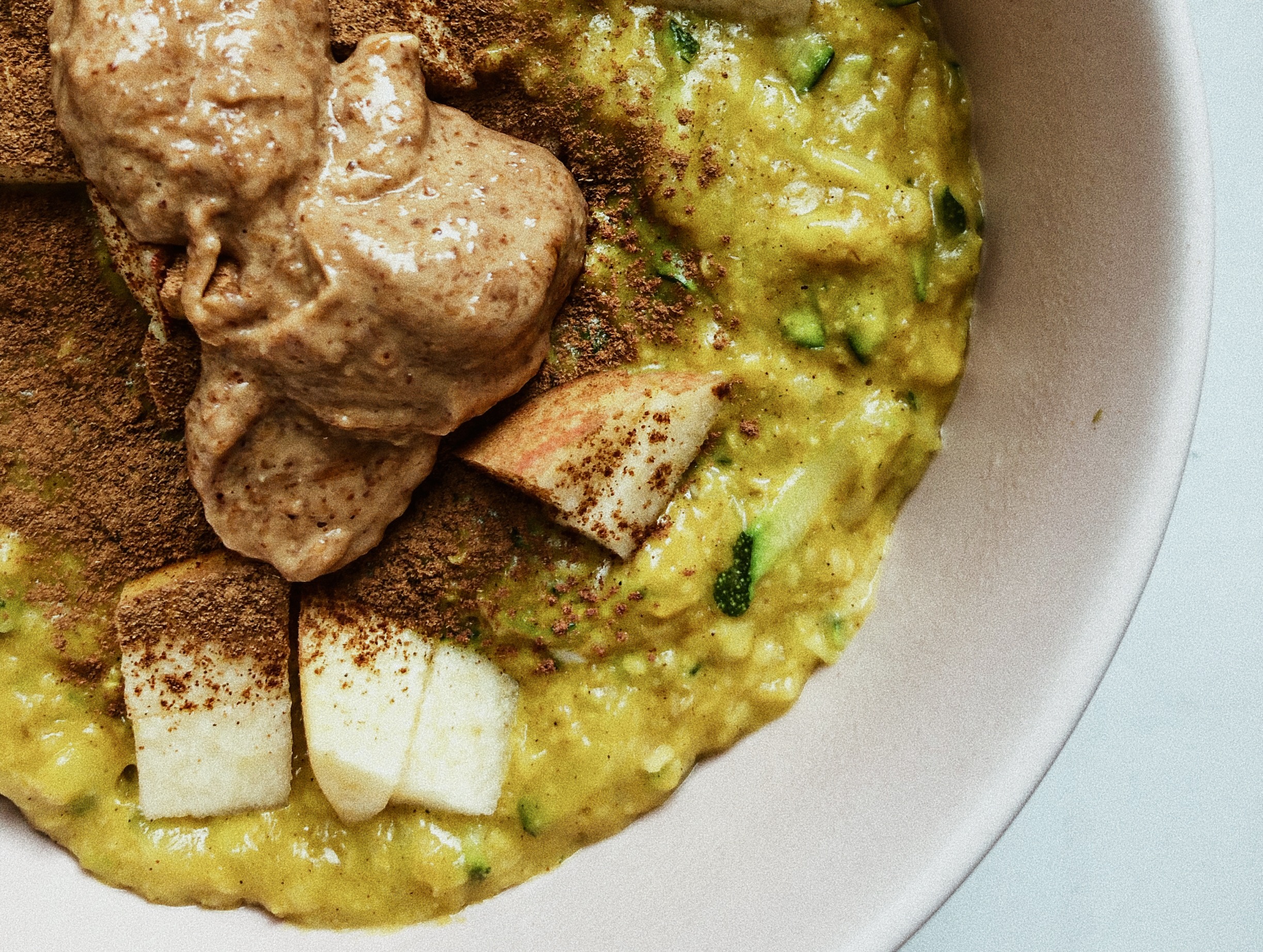 Turmeric Peanut Butter Oatmeal with Zucchini